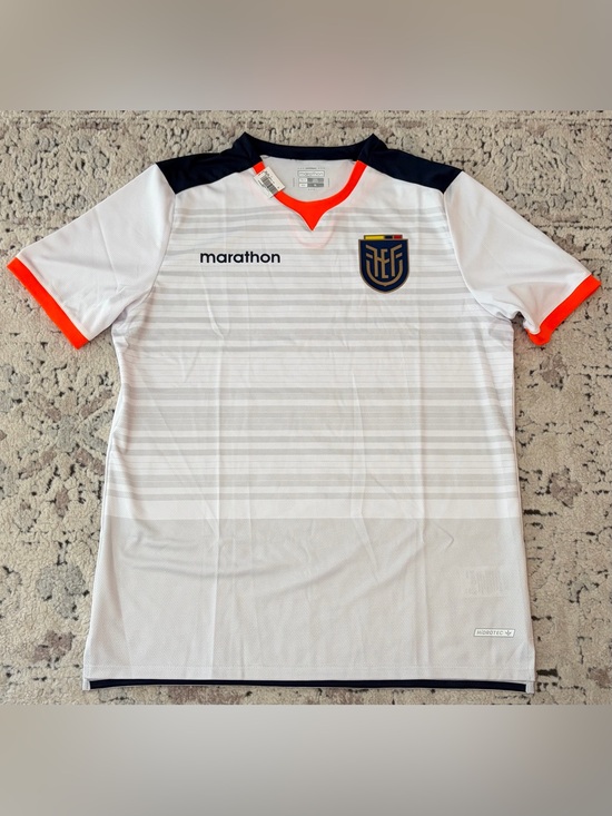 Marathon Other - Marathon Authentic Ecuador Soccer White Pre Match Jersey Men’s Sz: XL
